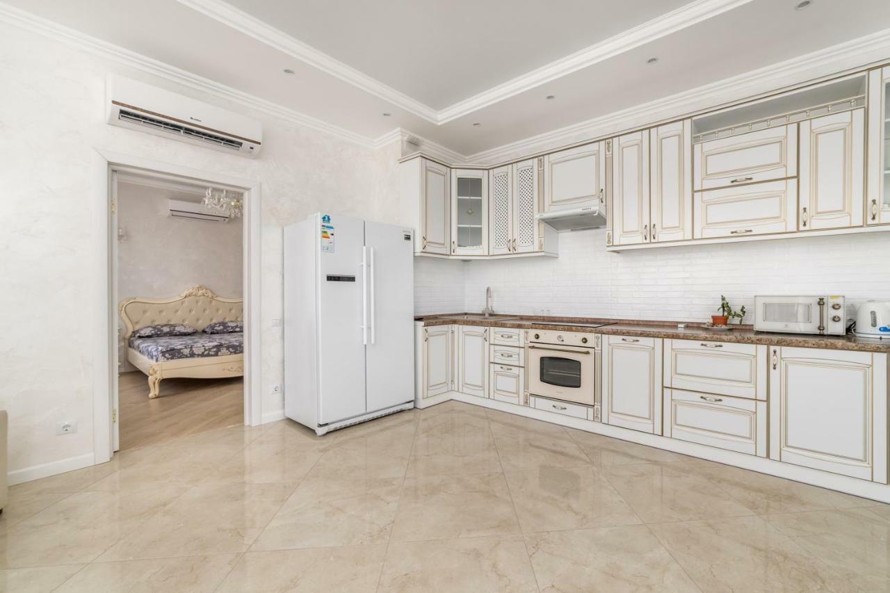 Vip Level Sea View Apartment Odessza Kültér fotó